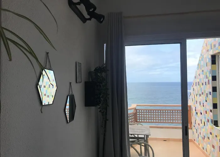 Sunrise-sunset Amazing Seaviews Canteras 公寓